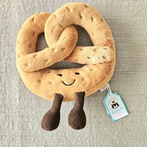 Jellycat  Amuseables Pretzel
